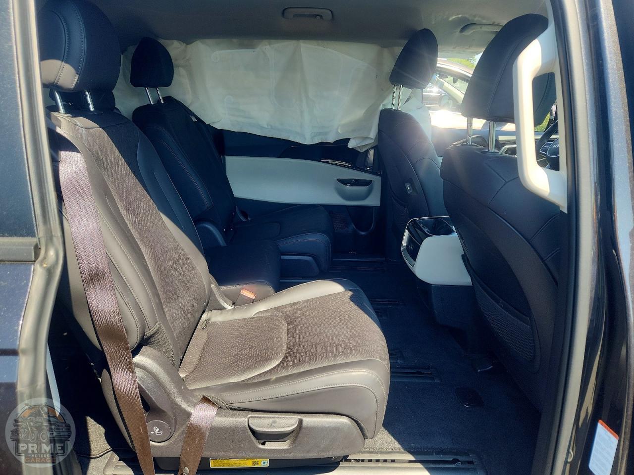 2024 KIA CARNIVAL — фото 11