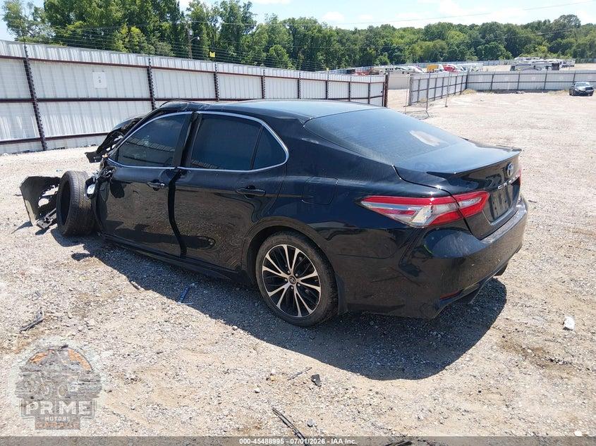 2018 TOYOTA CAMRY SE — фото 3