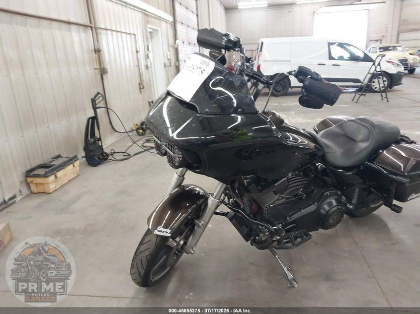 2015 HARLEY-DAVIDSON FLTRXS (ROAD GLIDE SPECIAL) ROAD GLIDE SPECIAL — фото 2