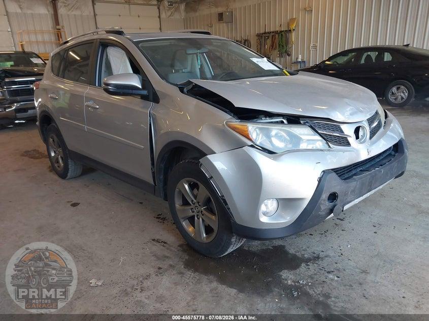 2015 TOYOTA RAV4 XLE — фото 1