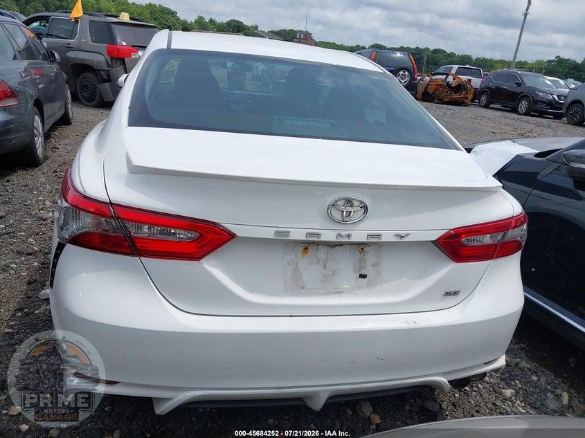 2018 TOYOTA CAMRY SE — фото 14