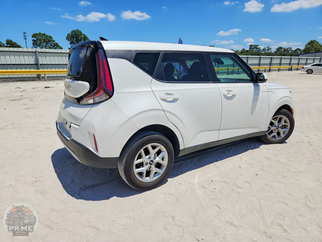 2023 KIA SOUL — фото 3