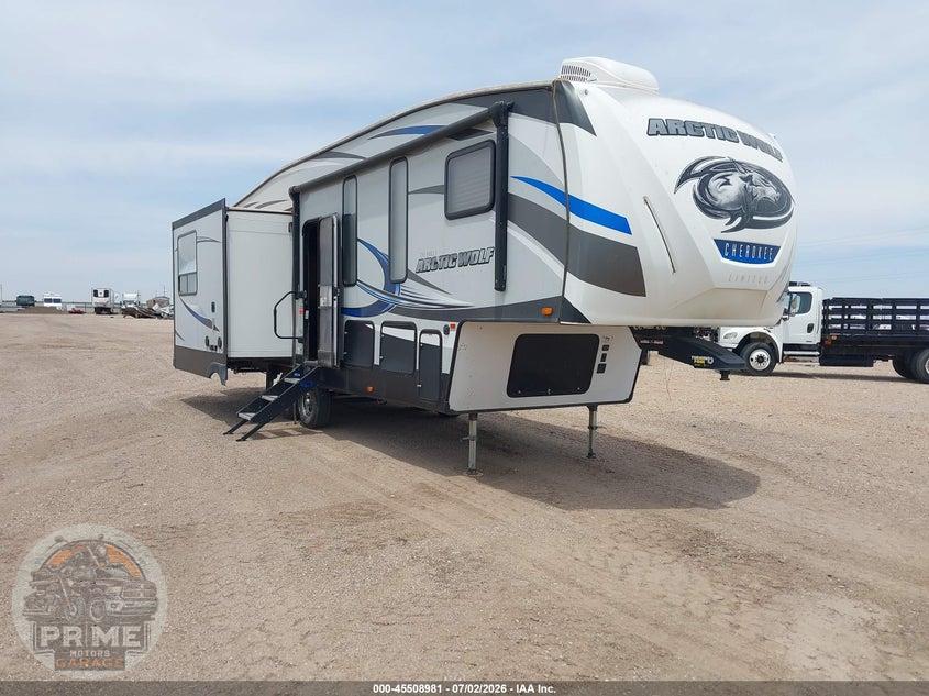 2018 FOREST RIVER CHEROKEE 30' 5TH WHEEL