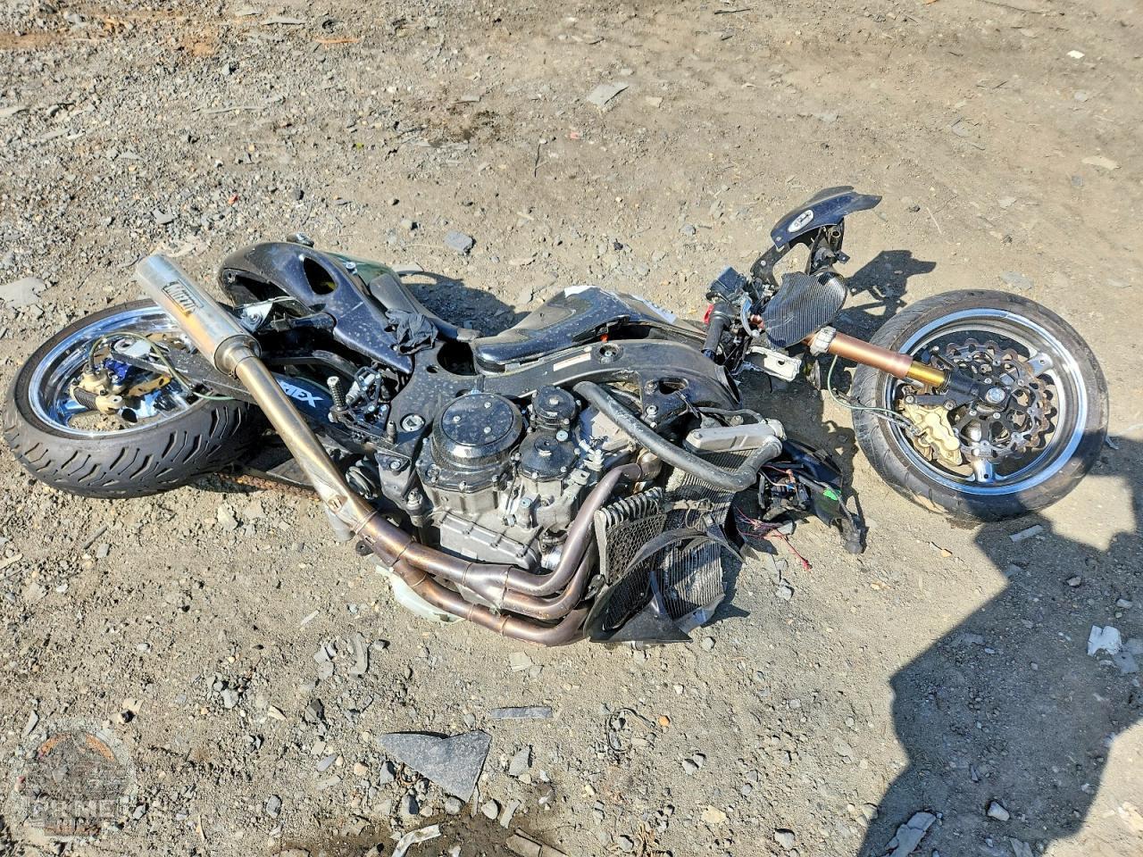 2005 SUZUKI GSX 1300 — фото 1