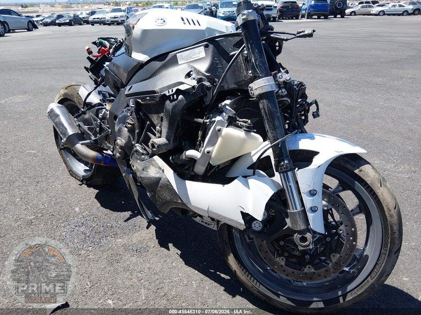 2019 YAMAHA YZFR1 C