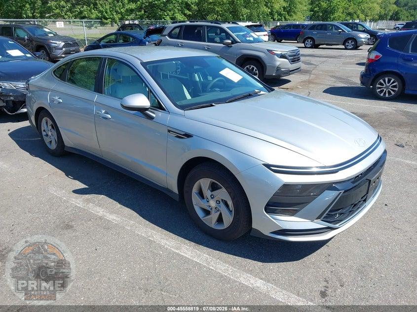2025 HYUNDAI SONATA SE