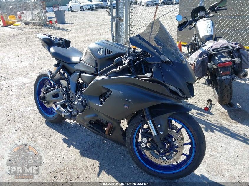 2023 YAMAHA YZFR7