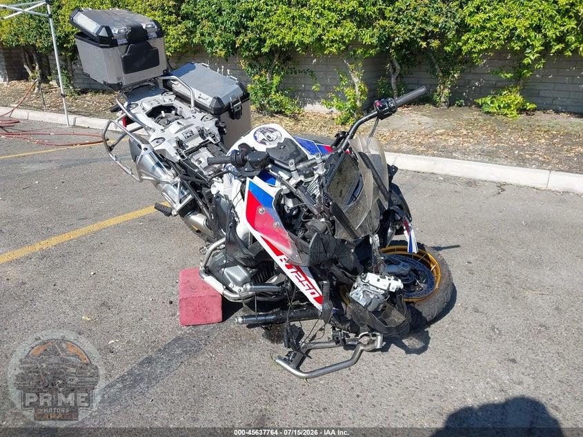 2023 BMW R 1250 GS ADVENTURE