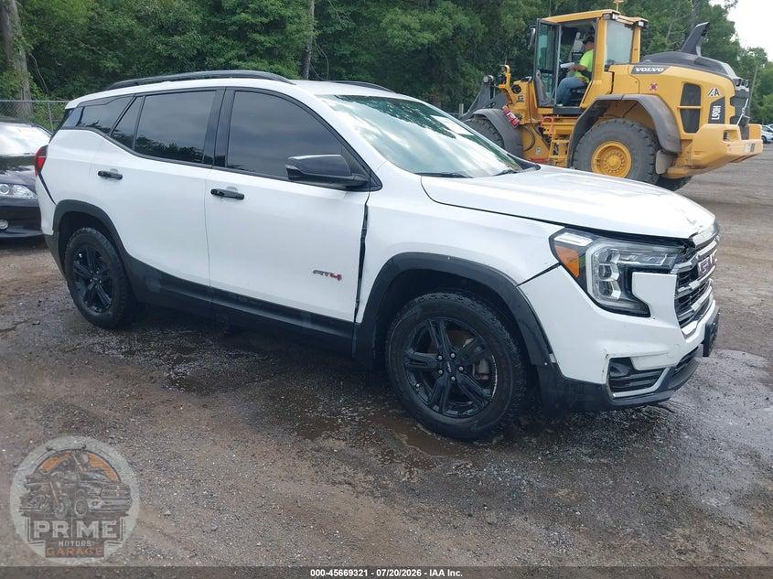 2023 GMC TERRAIN AWD AT4