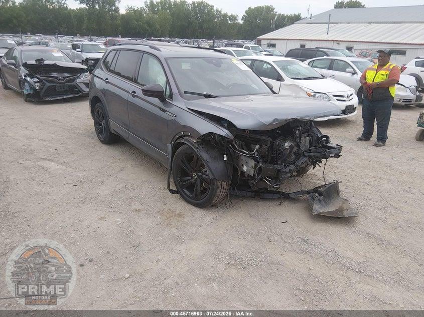 2024 VOLKSWAGEN TIGUAN 2.0T SE R-LINE BLACK