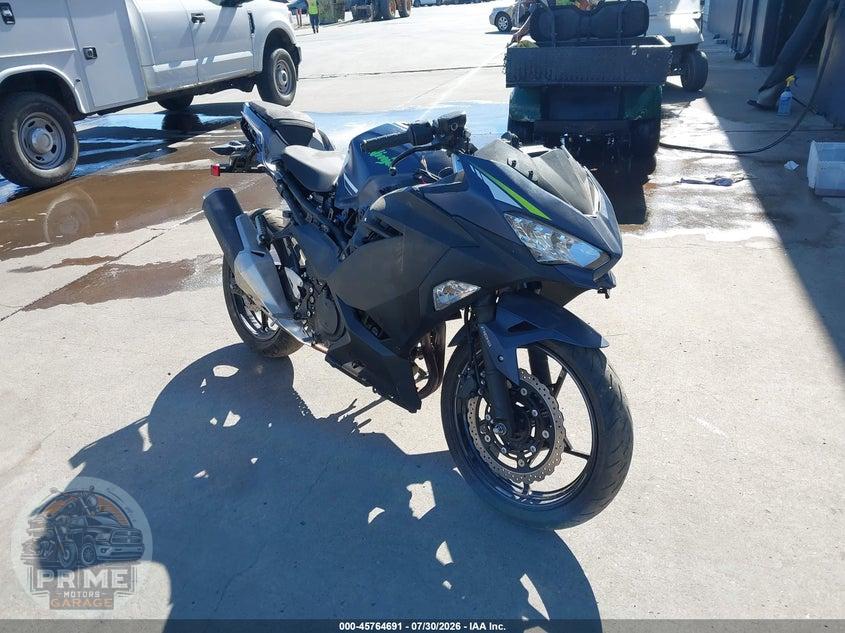 2022 KAWASAKI EX400