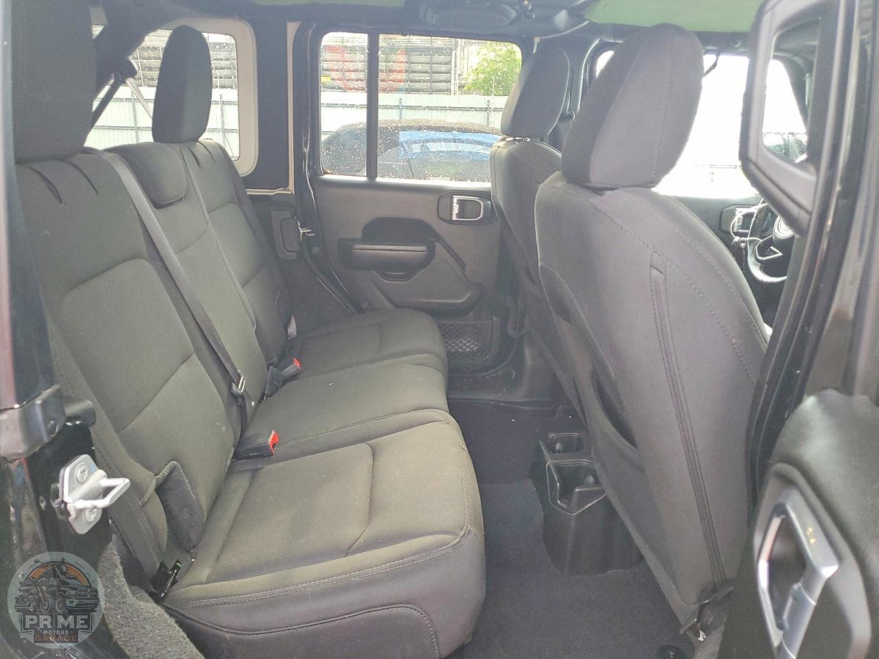 2022 JEEP WRANGLER — фото 11