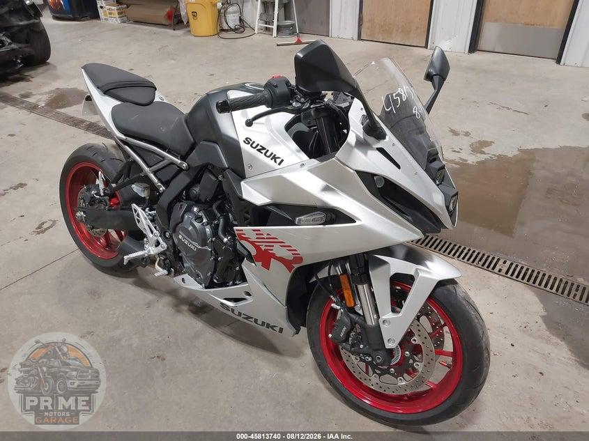 2024 SUZUKI GSX800 F