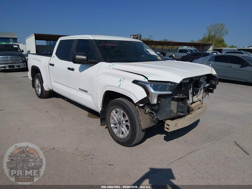 2024 TOYOTA TUNDRA SR5