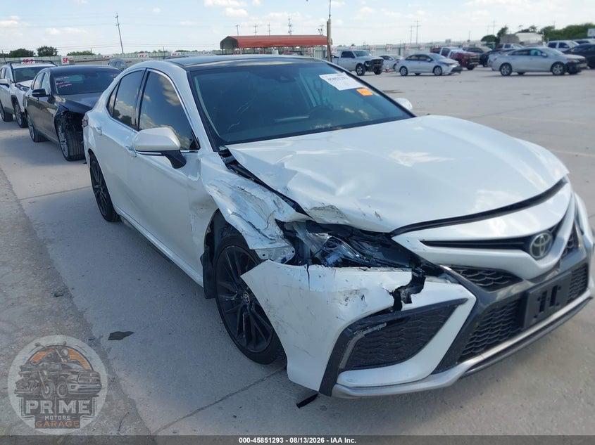 2023 TOYOTA CAMRY XSE