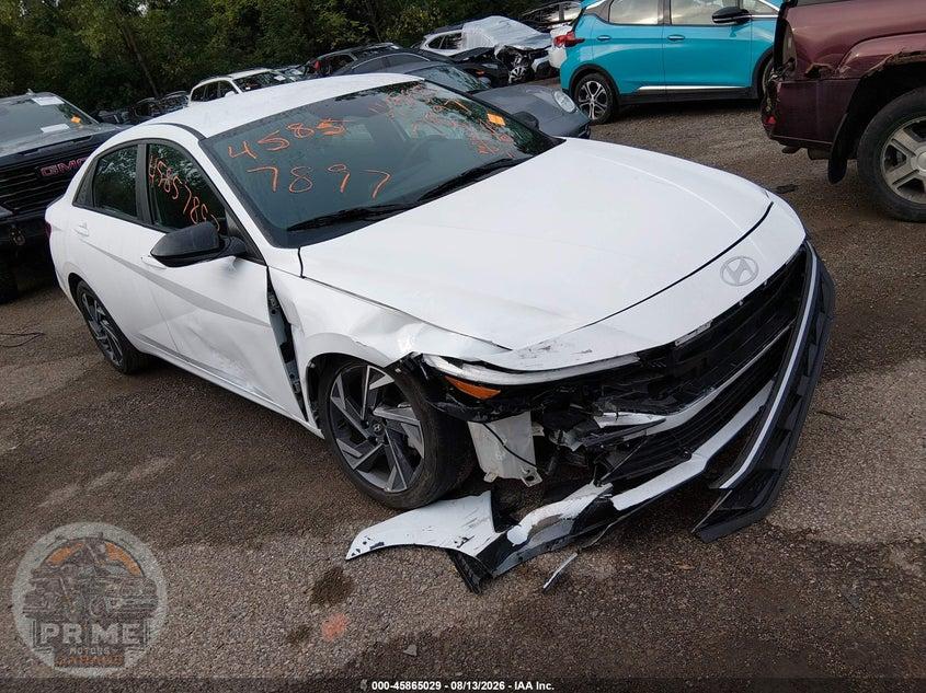 2025 HYUNDAI ELANTRA SEL SPORT