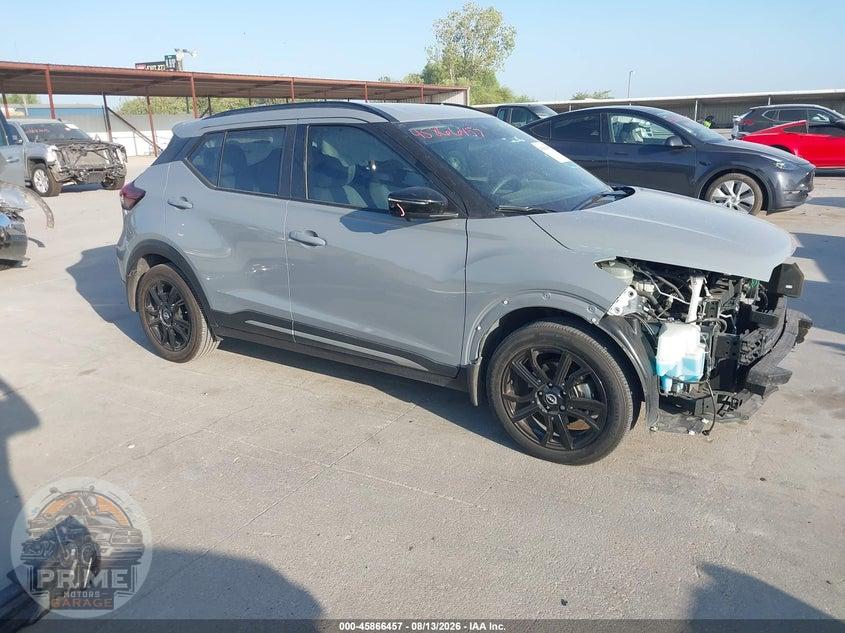 2022 NISSAN KICKS SR XTRONIC CVT