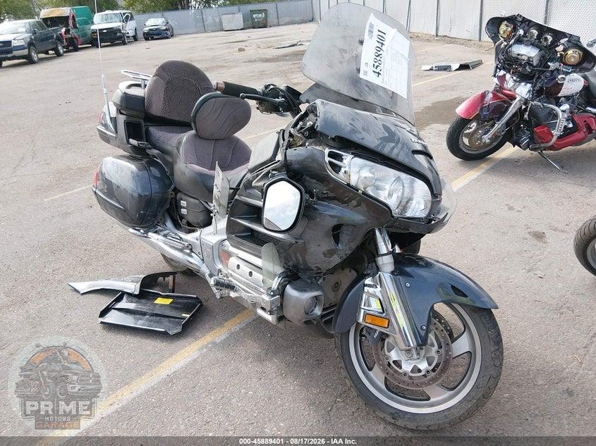 2005 HONDA GL1800