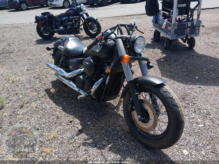 2013 HONDA VT750 C2B