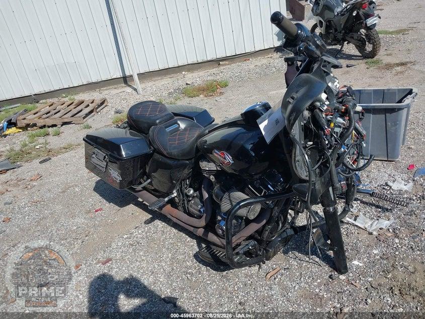 2010 HARLEY-DAVIDSON FLHX (STREET GLIDE)
