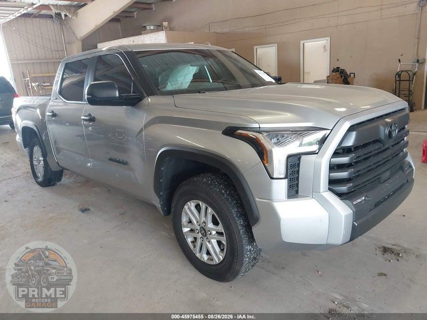 2026 TOYOTA TUNDRA SR5 CREWMAX 5.5' BED