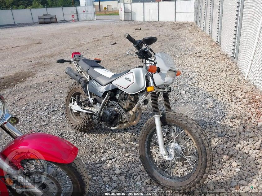 2025 YAMAHA TW200 C