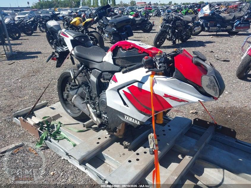 2026 YAMAHA YZFR7