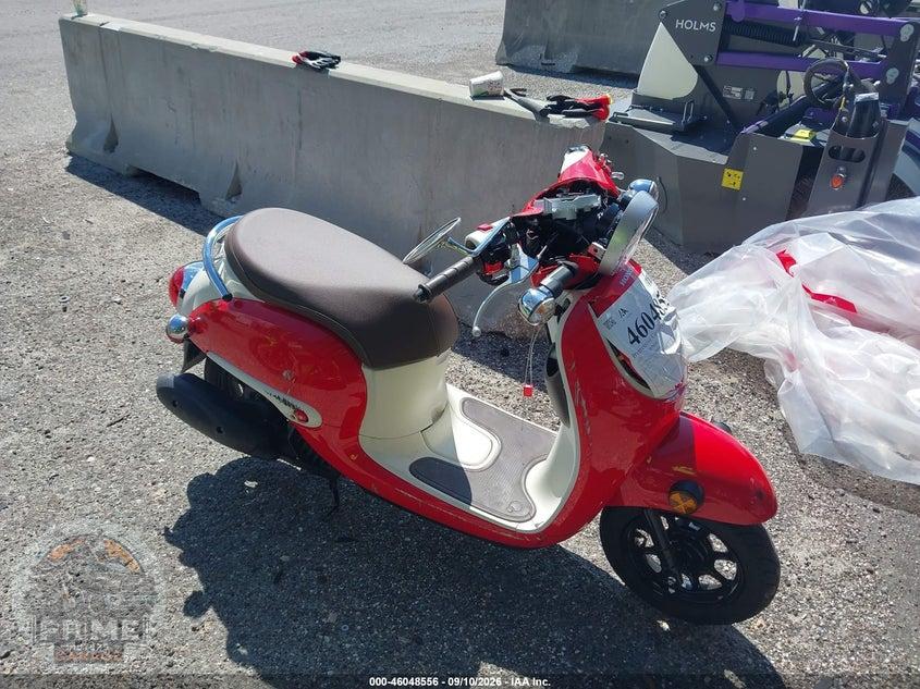2025 HONDA NCW50