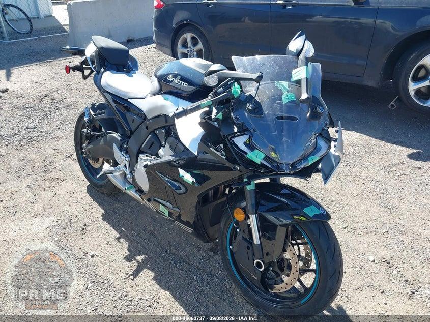 2026 CF MOTO 675SS