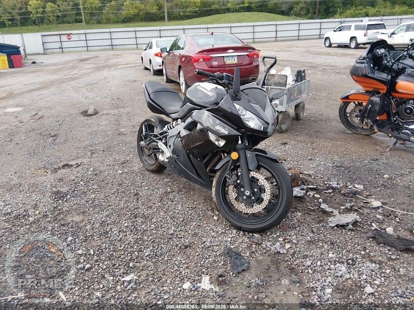 2011 KAWASAKI EX650 C