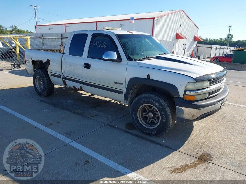 2002 CHEVROLET SILVERADO 1500 LS