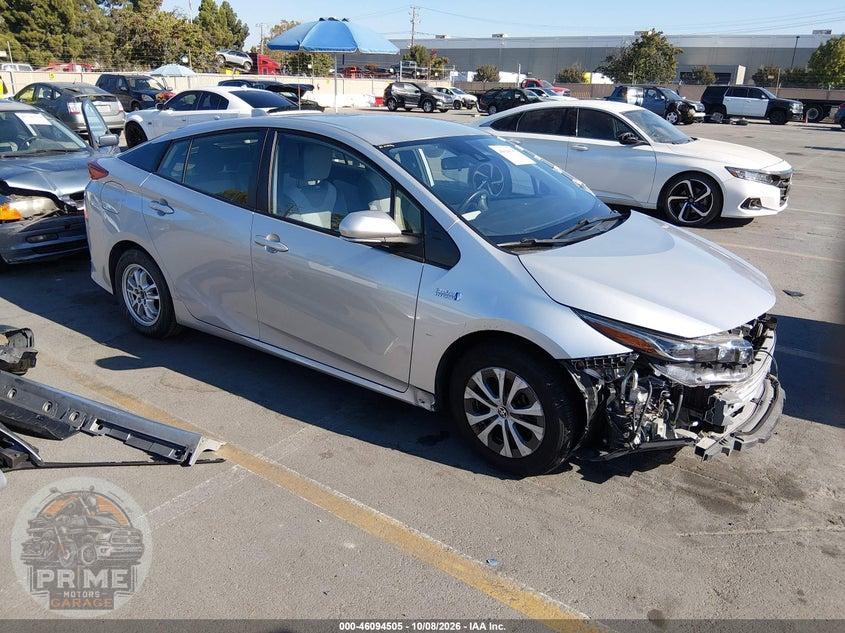 2022 TOYOTA PRIUS PRIME LE