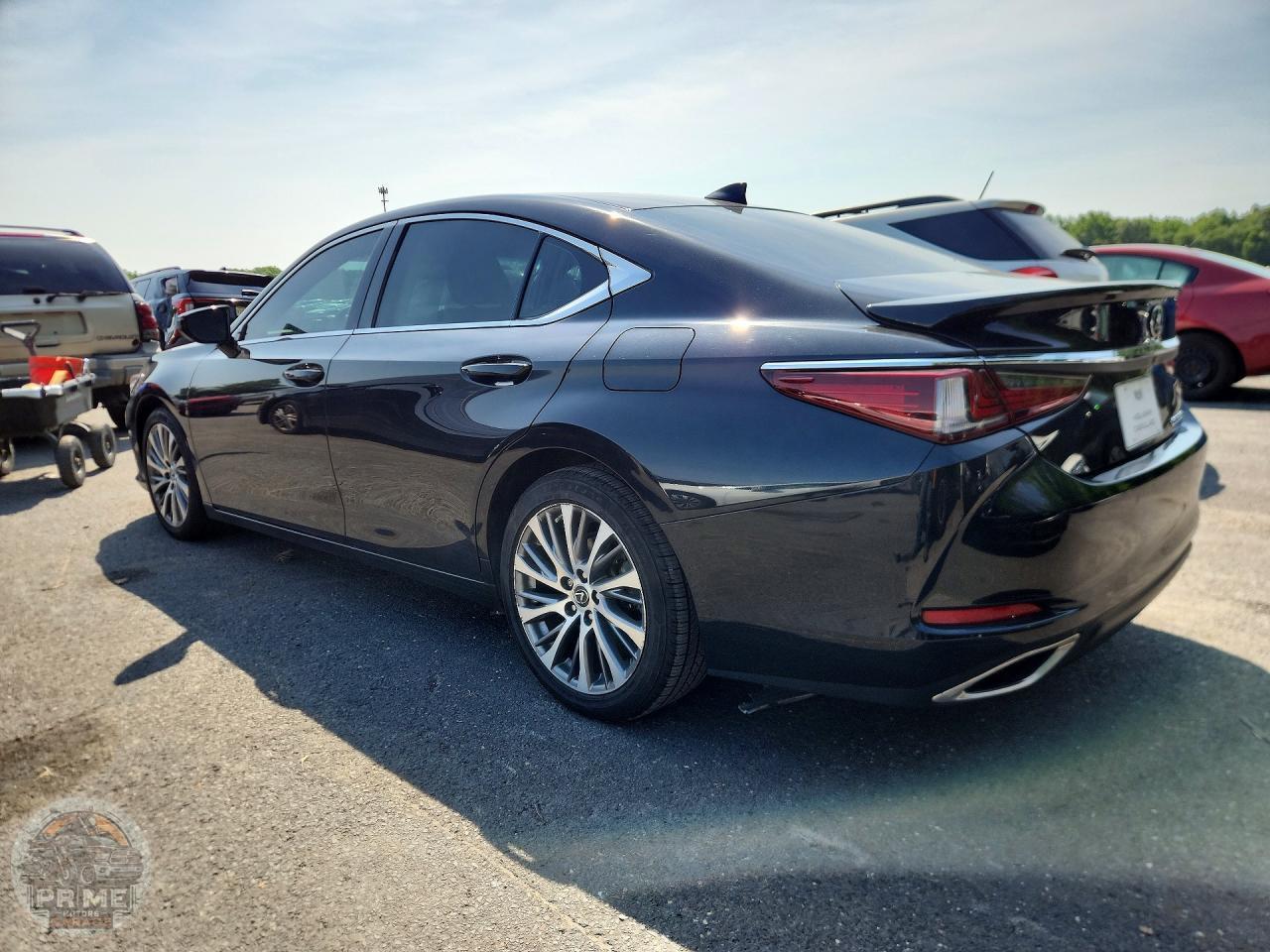 2020 LEXUS ES — фото 2