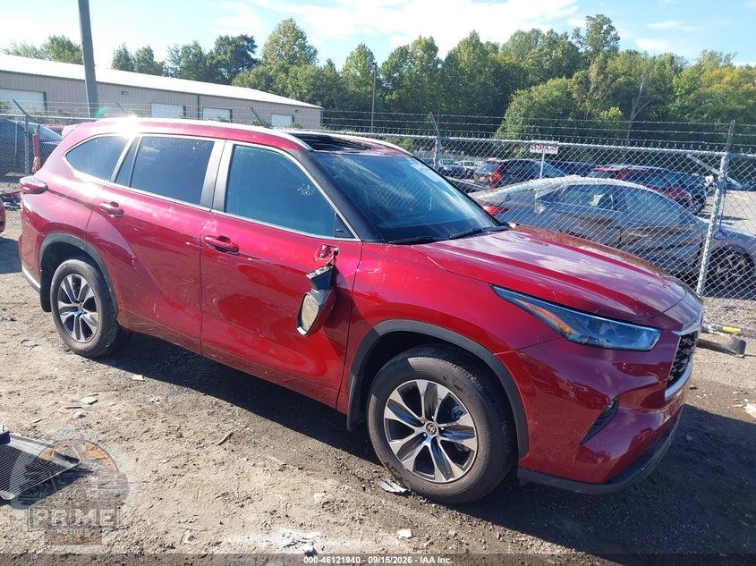 2024 TOYOTA HIGHLANDER XLE