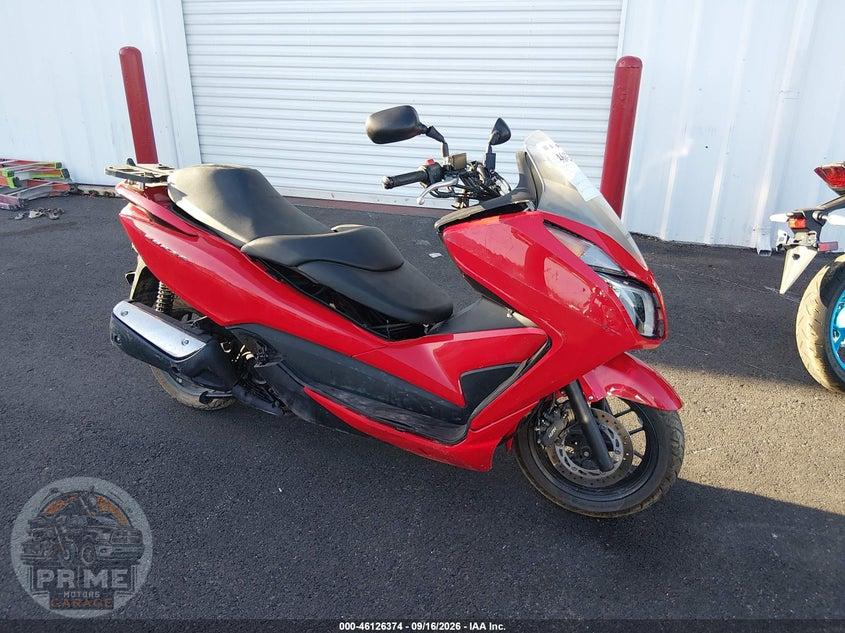 2014 HONDA NSS300