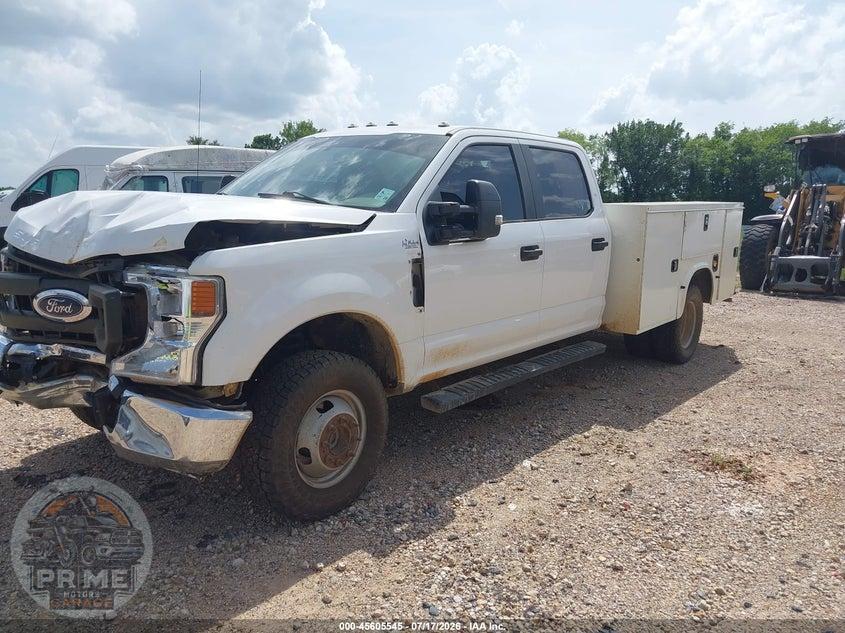 2020 FORD F-350 CHASSIS XL — фото 2