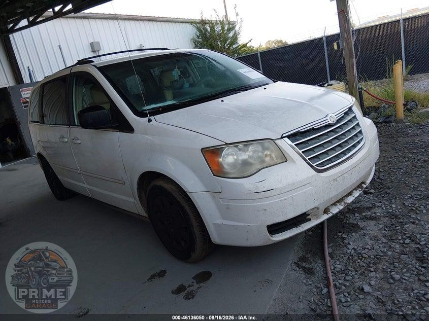 2010 CHRYSLER TOWN & COUNTRY LX