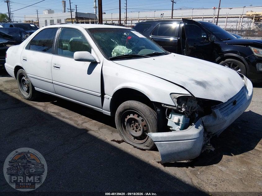 1997 TOYOTA CAMRY LE V6