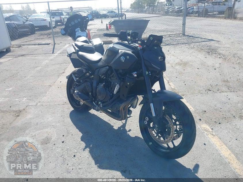 2025 YAMAHA MTN690 C