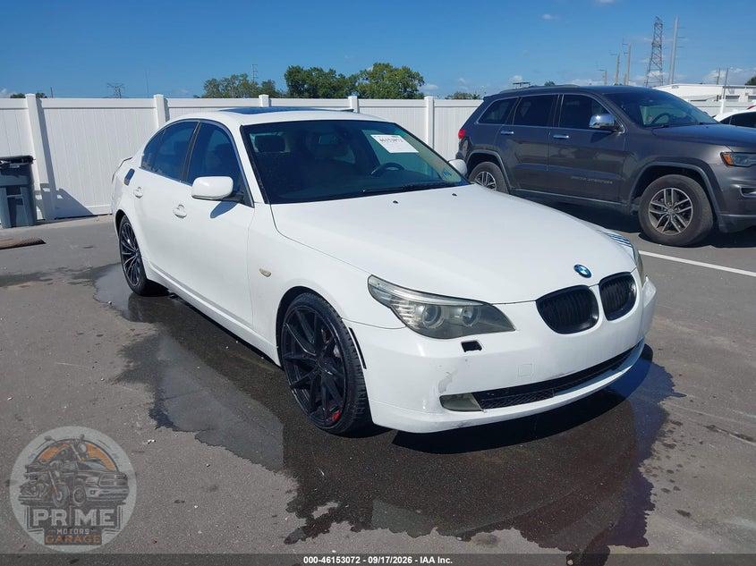 2010 BMW 528I