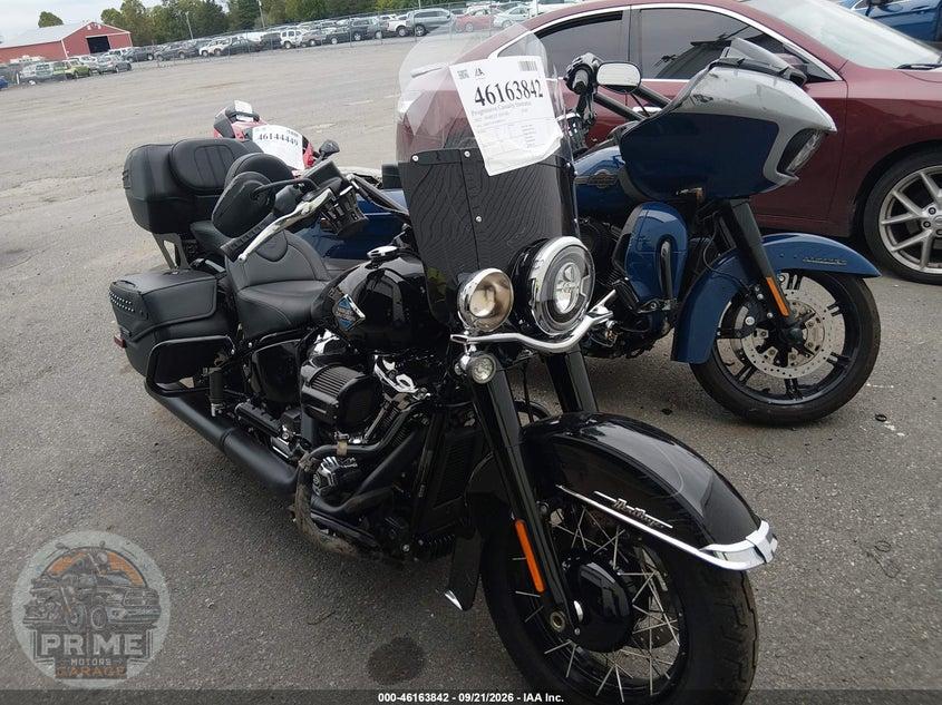 2025 HARLEY-DAVIDSON FLHC (HERITAGE CLASSIC)