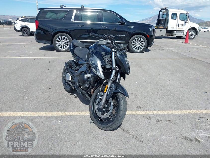 2023 CF MOTO 650NK