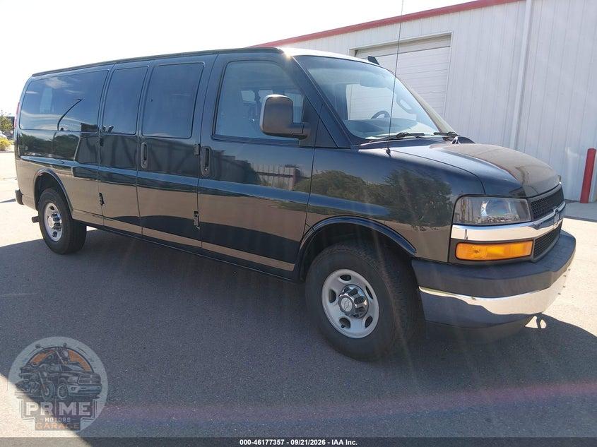 2017 CHEVROLET EXPRESS 3500 LT