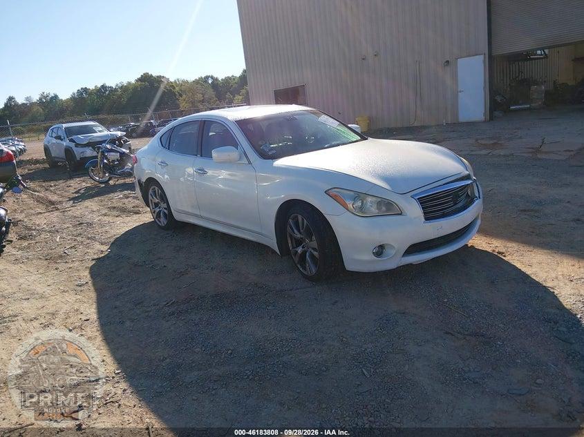2013 INFINITI M37