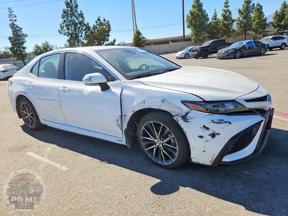 2021 TOYOTA CAMRY — фото 4