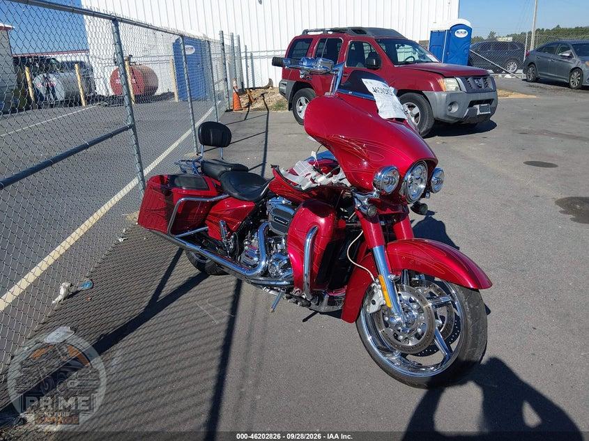 2016 HARLEY-DAVIDSON FLHXSE CVO STREET GLIDE