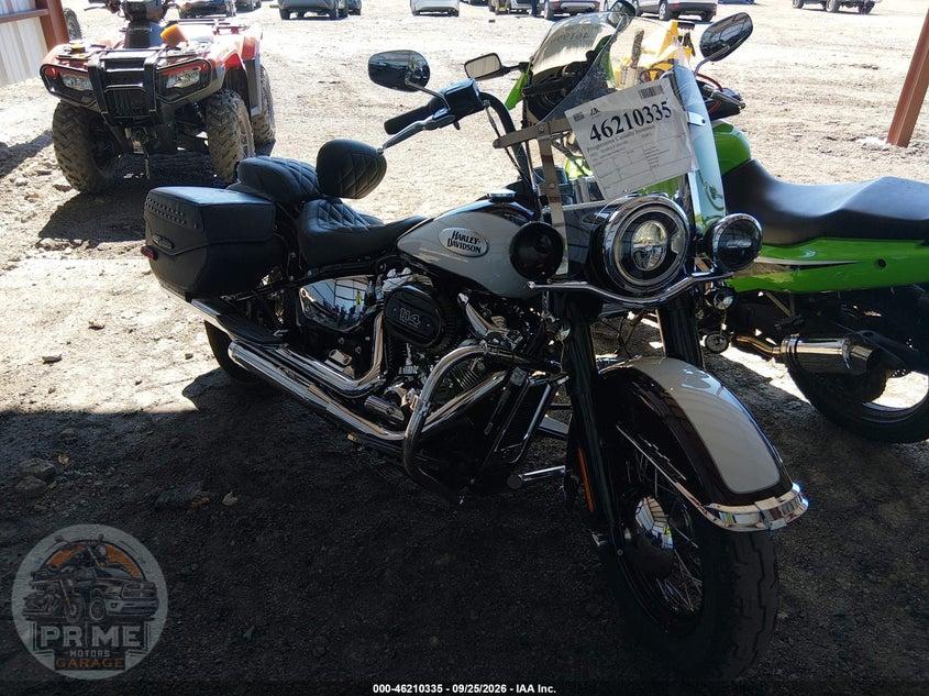 2021 HARLEY-DAVIDSON FLHCS (HERITAGE CLASSIC 114)