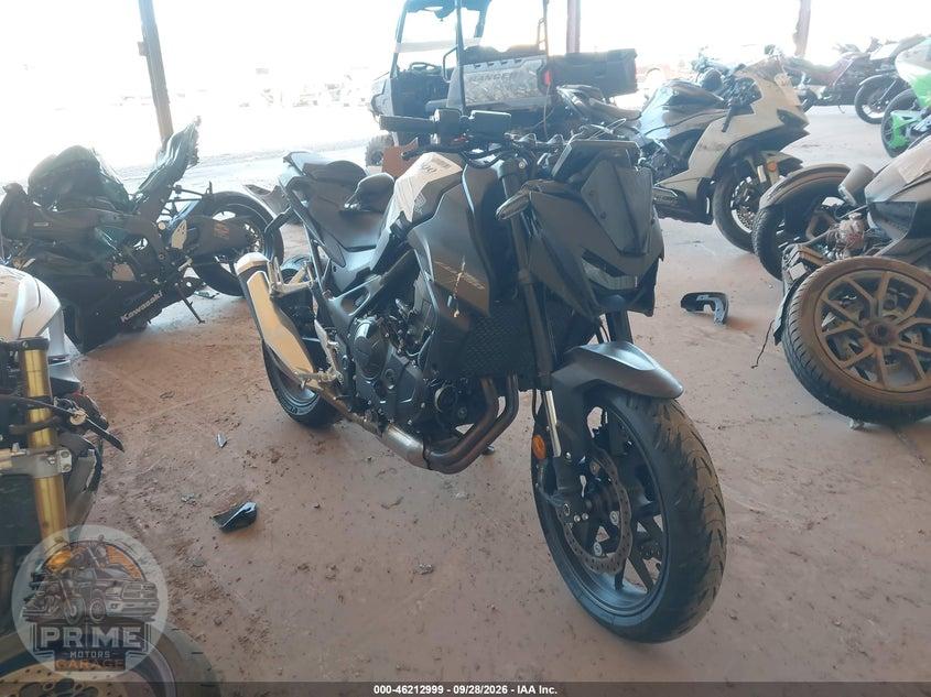 2025 HONDA CB750 A