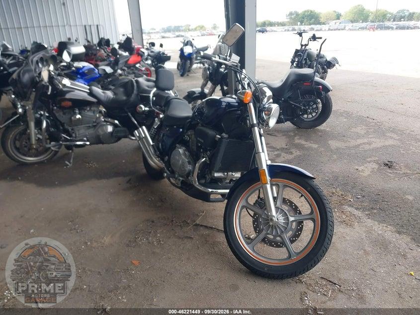 1987 HONDA VF700 C
