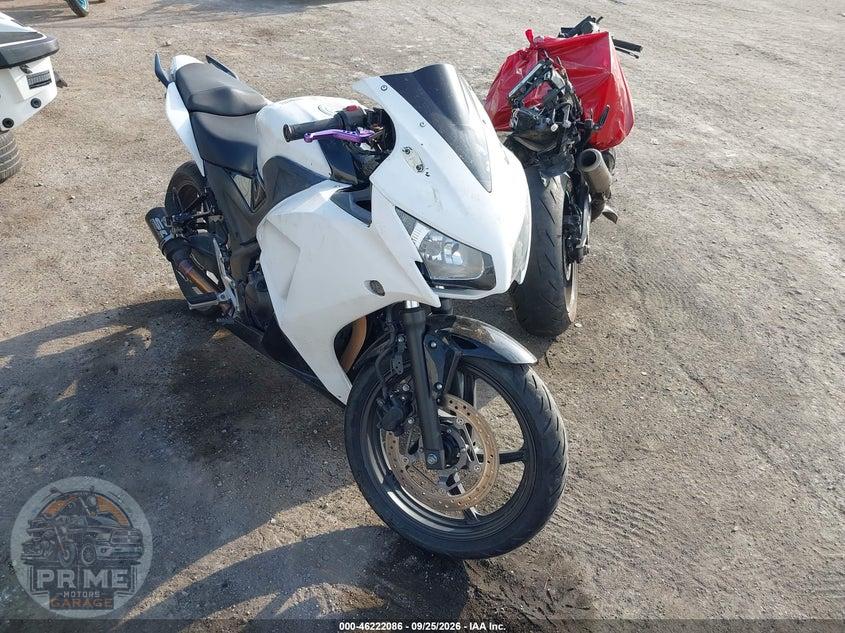 2016 HONDA CBR300 R